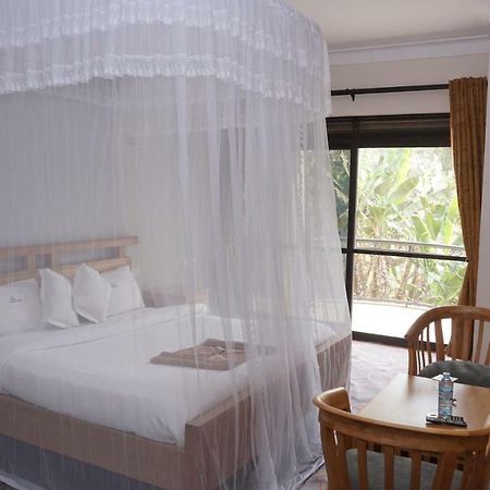 Cepha'S Inn Kabale Zewnętrze zdjęcie