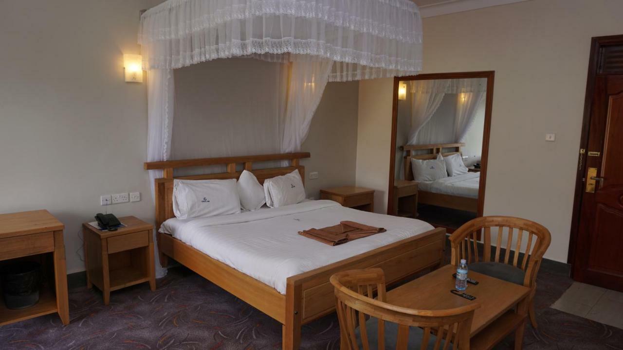 Cepha'S Inn Kabale Zewnętrze zdjęcie